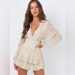Princess Polly STRING OF LOVE ROMPER BEIGE | Spring Summer| Long Sleeve | Size 4